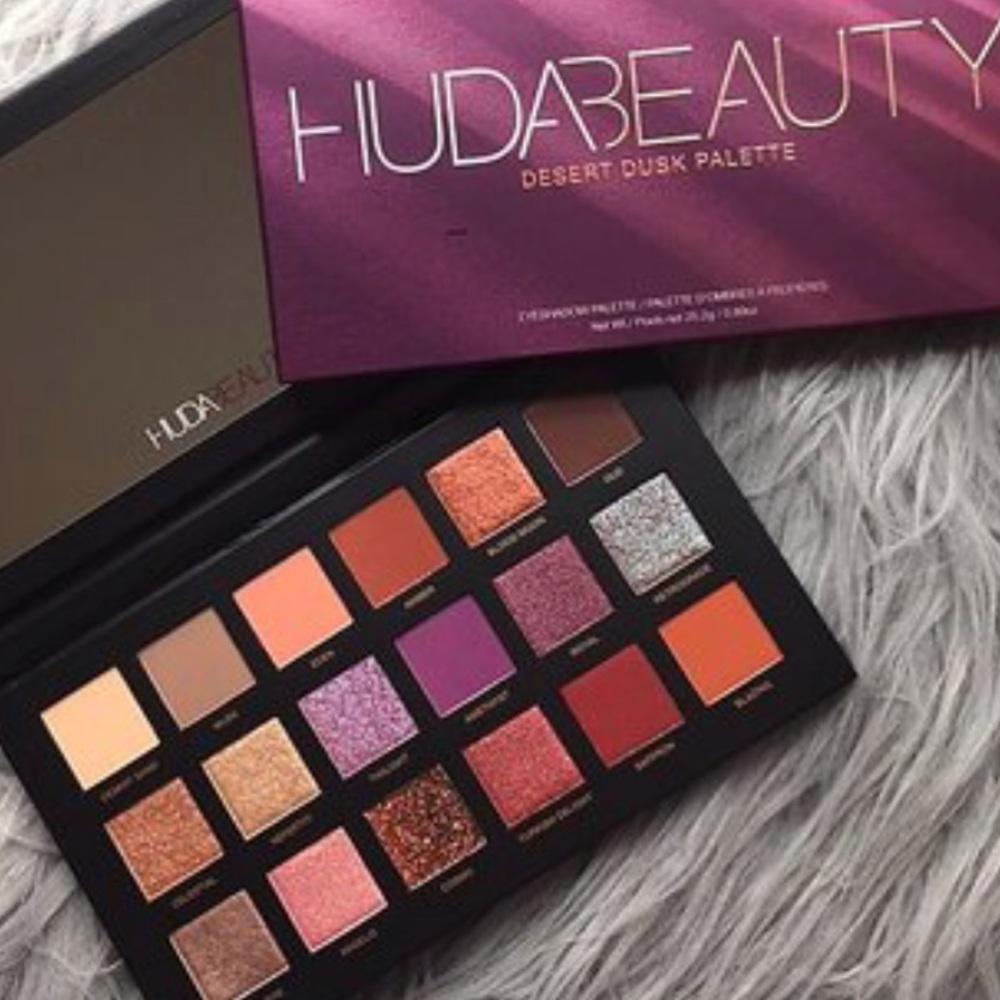New! HUDA Beauty Desert Dusk Palette